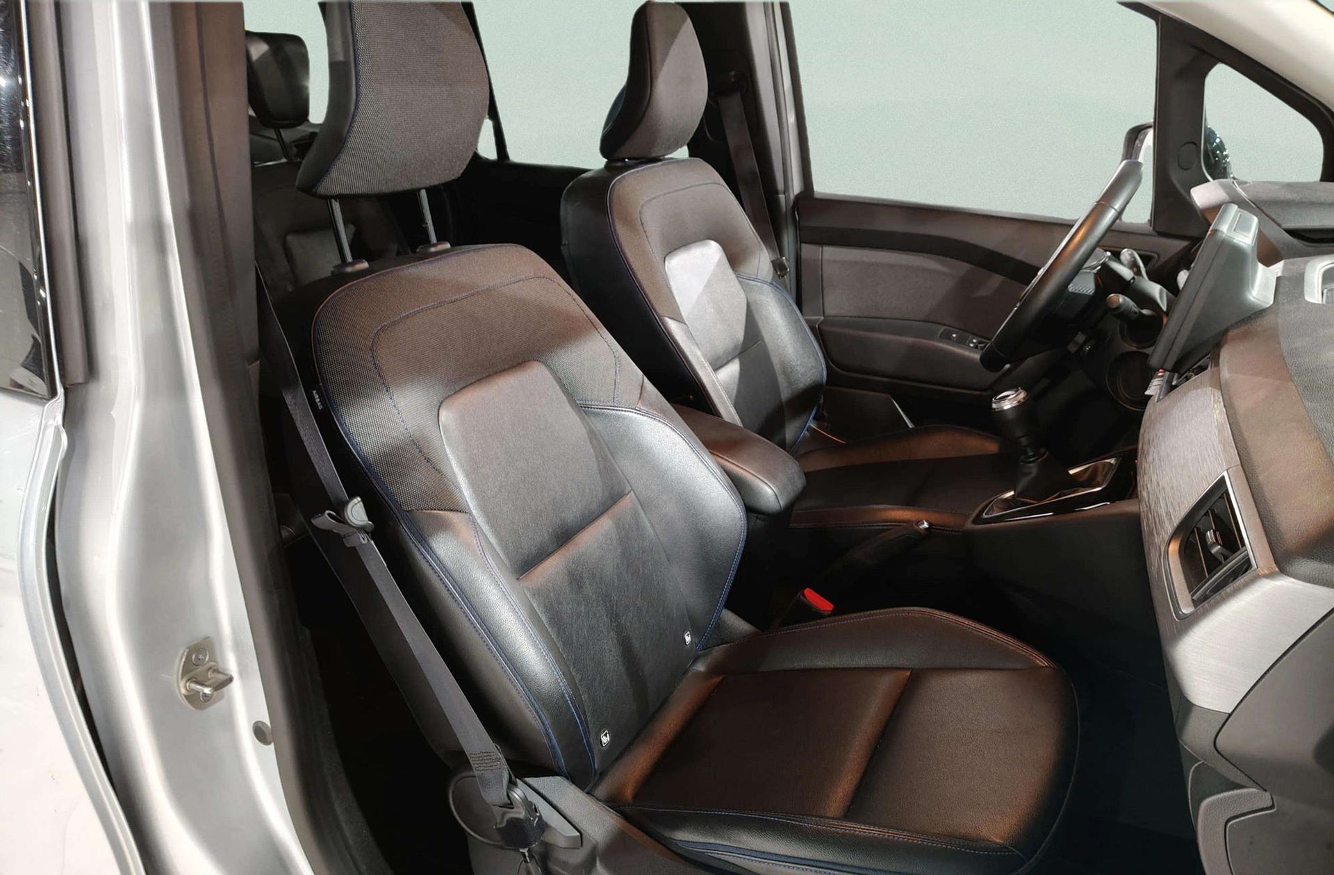 Nissan Townstar 1.3G L1 Tekna - foto 19