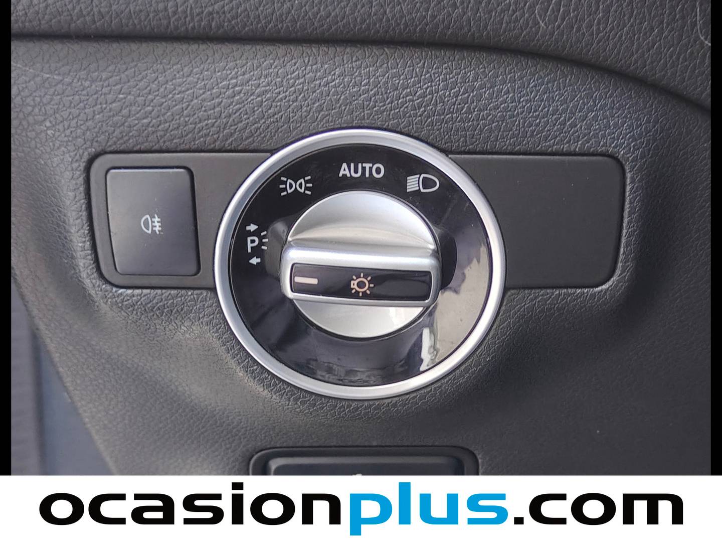 Acabados Mercedes GLA Mercedes GLA GLA 200 d Urban (136 CV)