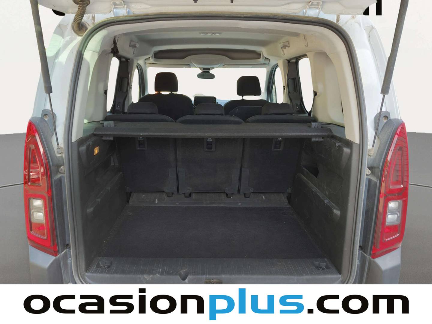 Fotos maletero Citroën Berlingo Citroën Berlingo BlueHDi 100 S&S Talla M Shine (102 CV)