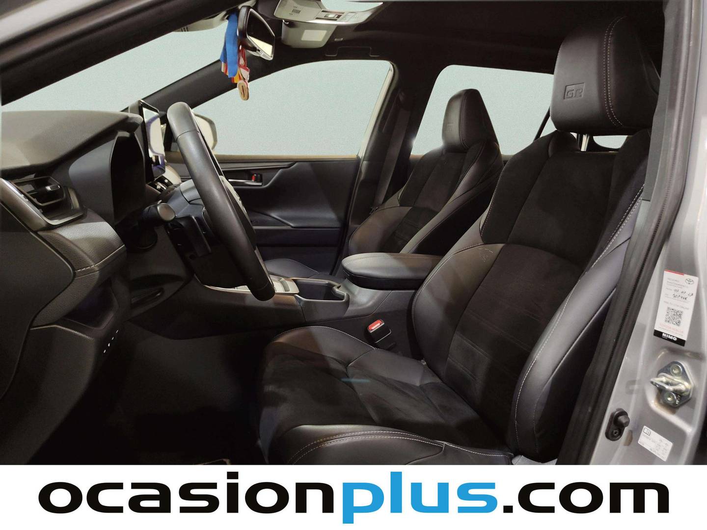 Foto asientos delanteros Toyota Rav4 Toyota Rav4 2.5 220H GR-Sport Plus 4x4 e-CVT (222 CV)