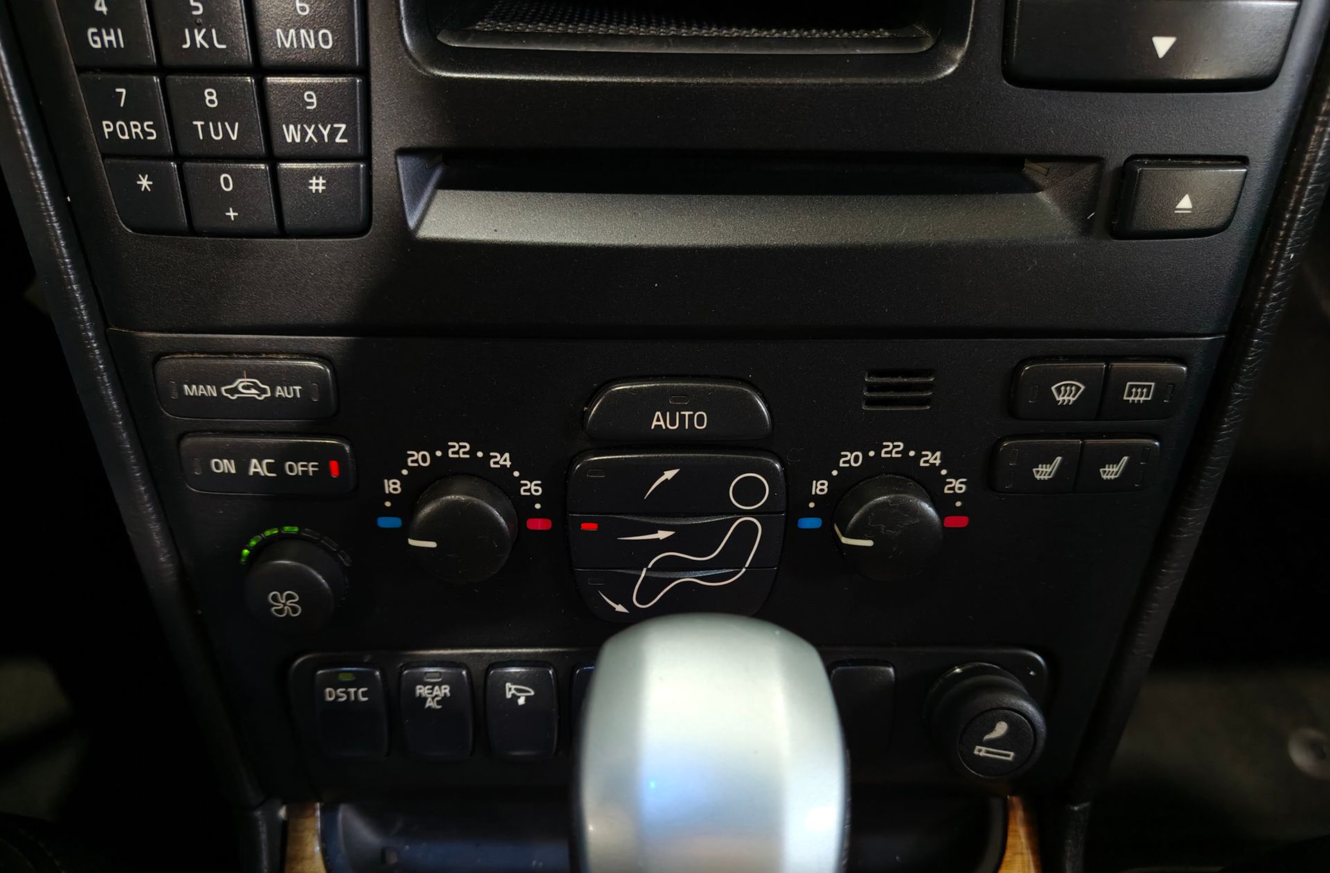 Volvo XC90 T6 Momentum 7 plazas - foto 31