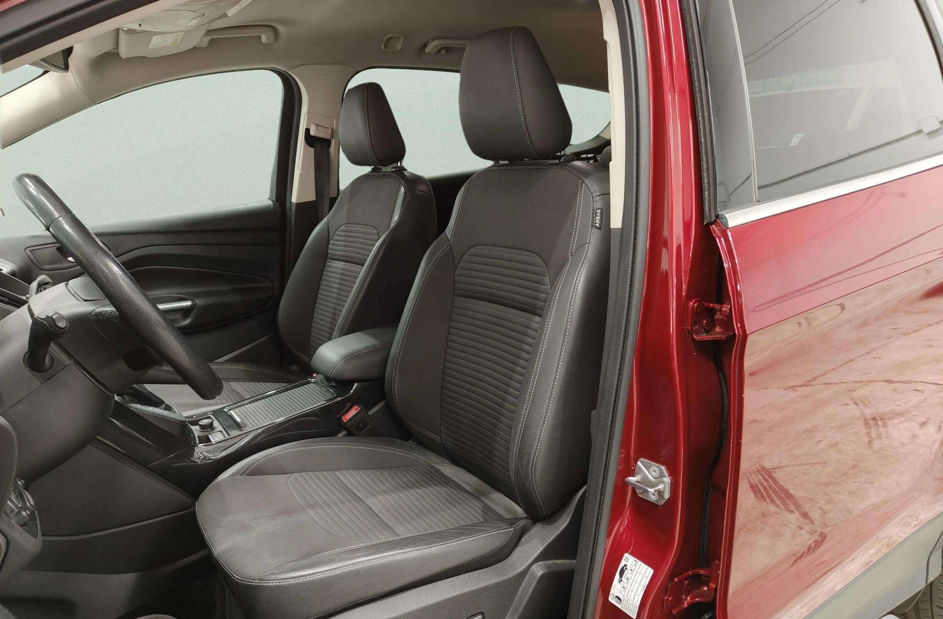 Ford Kuga 1.5 EcoBoost Trend+ 4x4 - foto 11