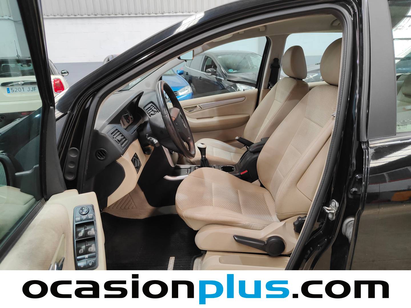 Foto asientos delanteros Mercedes Clase B Mercedes Clase B 180 CDI (109 CV)