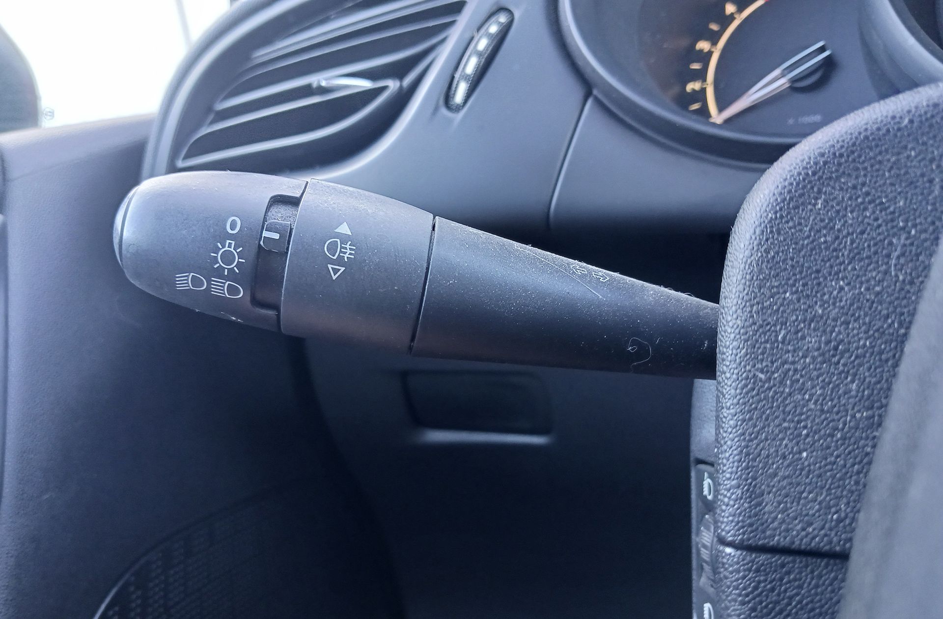 Citroën C3 HDi 70 Attraction - foto 23