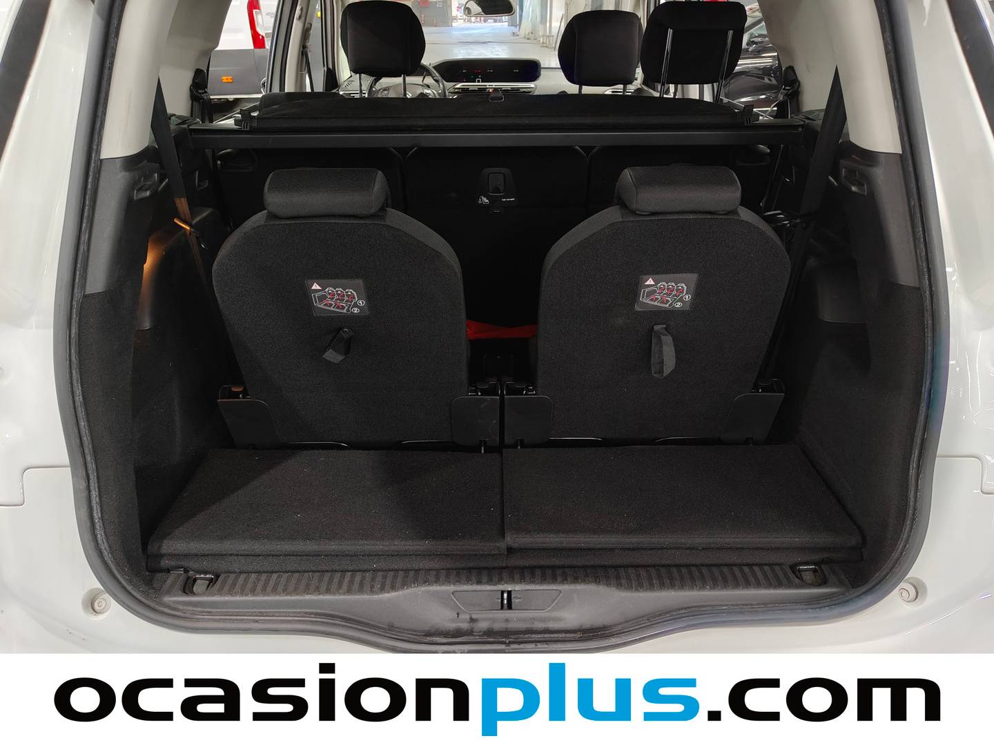 Foto Citroën Grand C4 Spacetourer Citroën Grand C4 Spacetourer BlueHDi 130 Shine Pack EAT8 (130 CV) 7 Plazas siete plazas