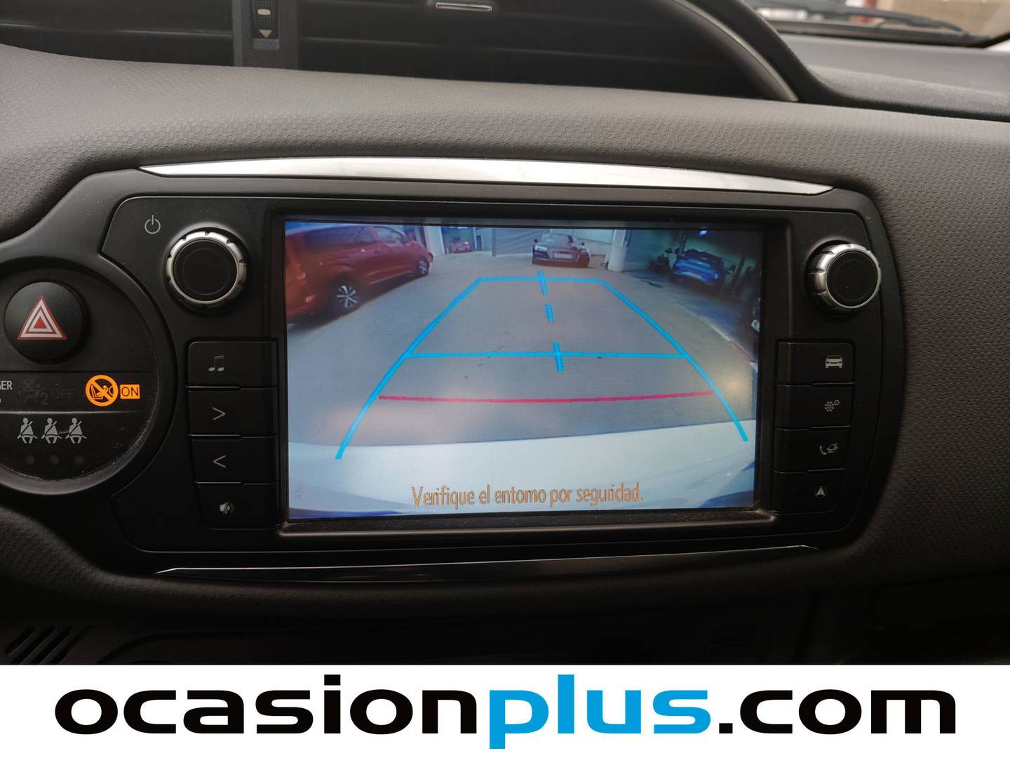 Extras y acabados del Toyota Yaris Toyota Yaris 100H Advance (100 CV)