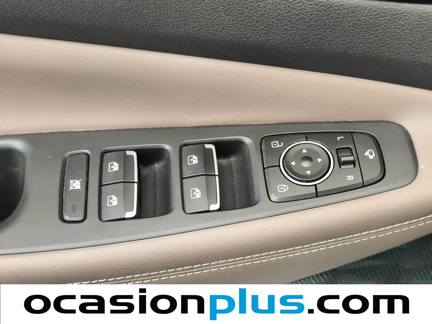 Foto Hyundai Santa Fe Hyundai Santa Fe 2.2 CRDI Tecno SR 4x2 Auto (200 CV) 7 Plazas