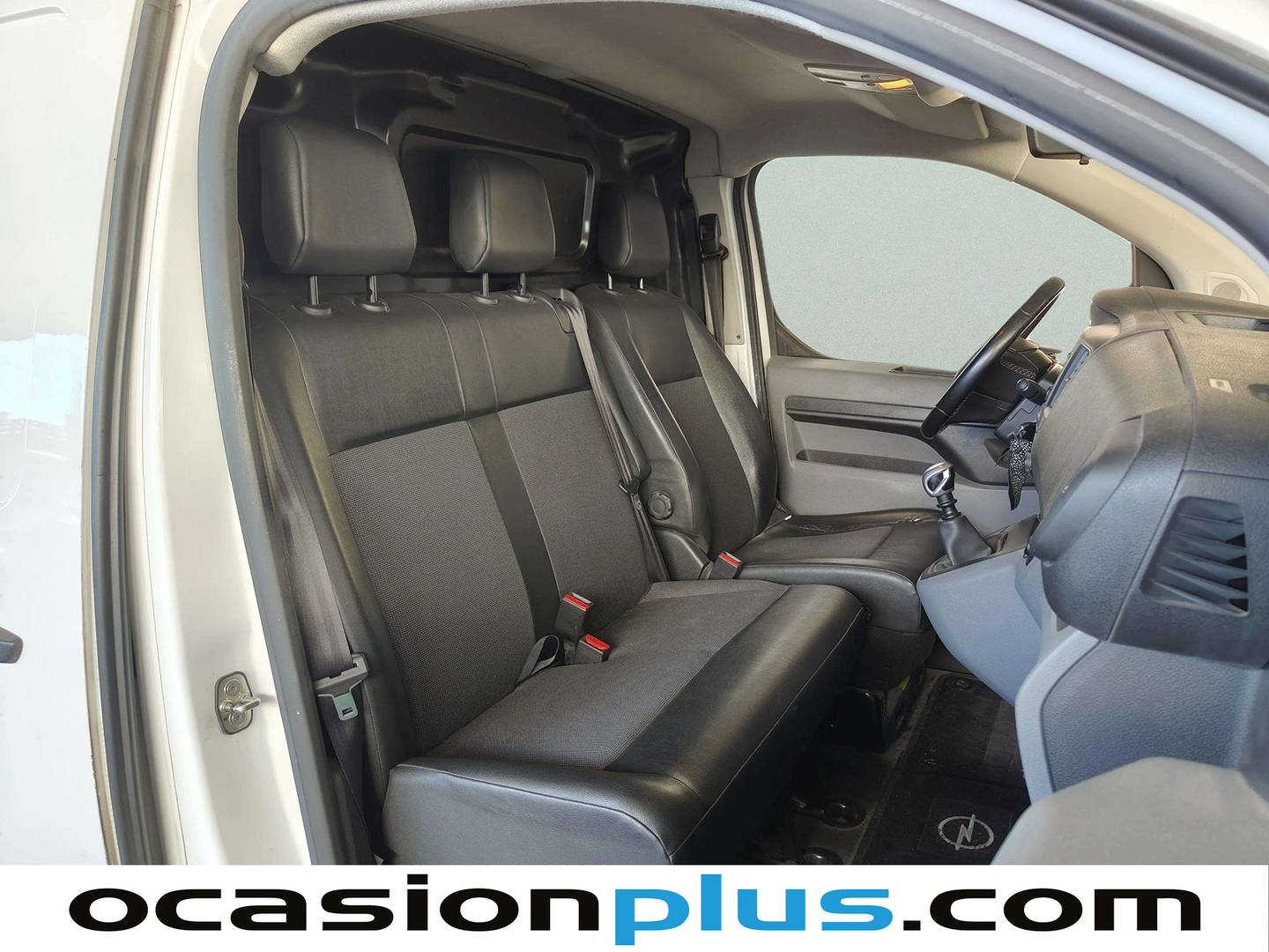 Fotos maletero Opel Vivaro Opel Vivaro Furgon 2.0 D M Incrementada Innovation (122 CV)