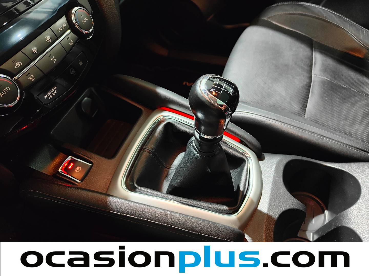 Nissan QASHQAI Nissan Qashqai 1.6 DIG-T Tekna Premium S 4x2  (163 CV) de segunda mano