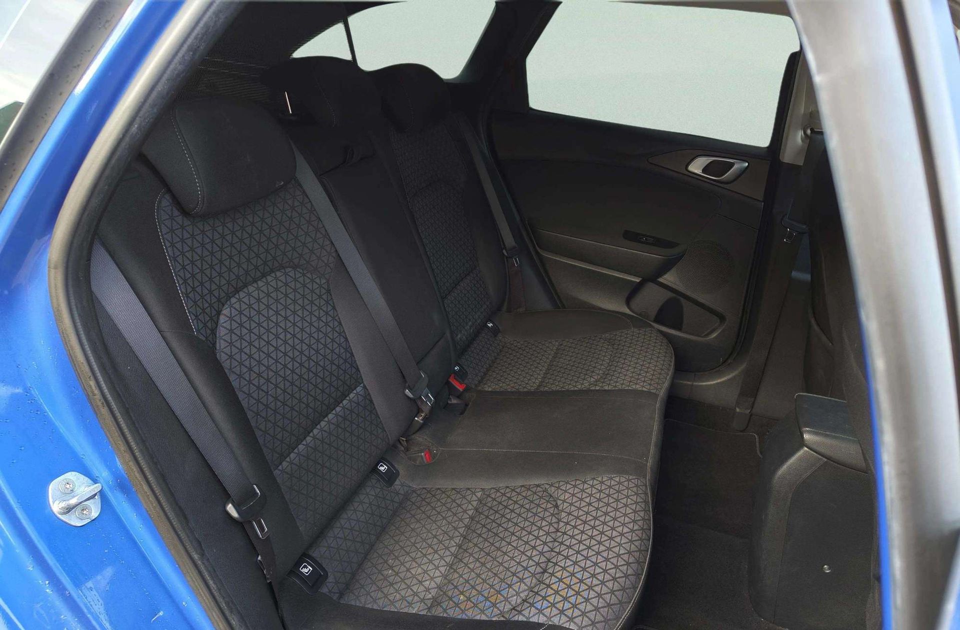 Kia Ceed 1.0 MHEV Eco-Dynamics Drive DCT - foto 15