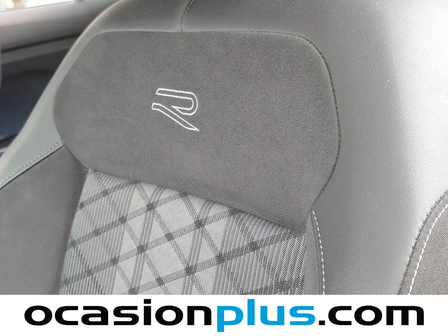 Foto Volkswagen T-Cross Volkswagen T-Cross R-Line 1.0 TSI (116 CV) DSG