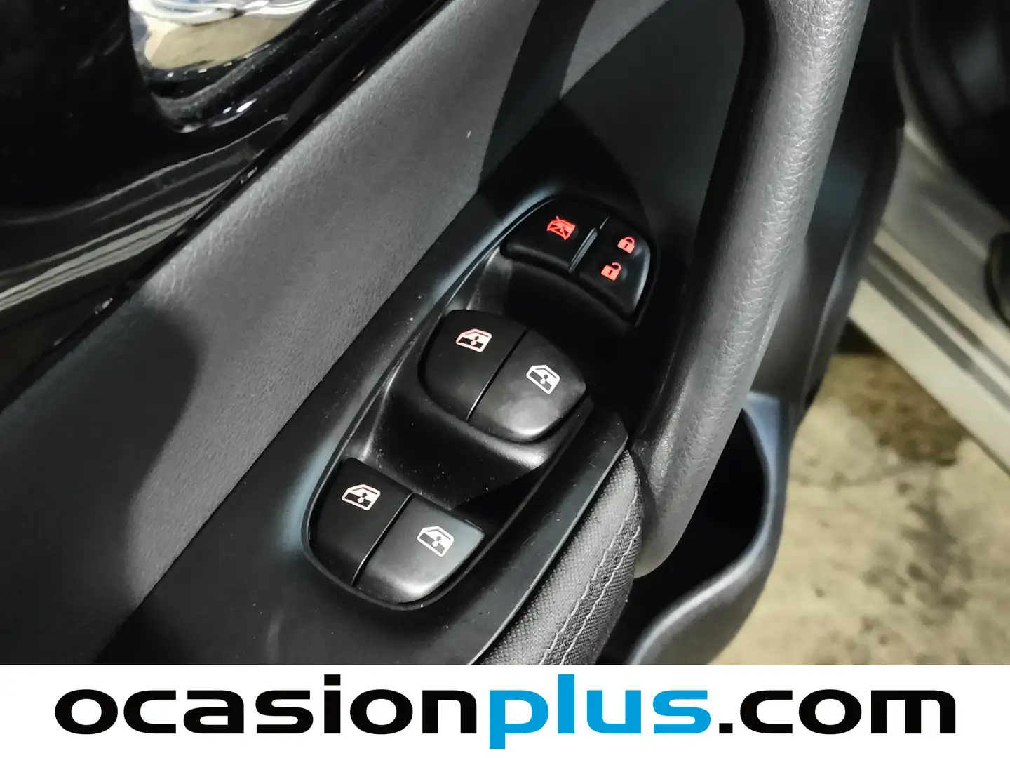 Foto Nissan QASHQAI Nissan Qashqai DIG-T 160 N-Connecta 4x2 DCT (160 CV)