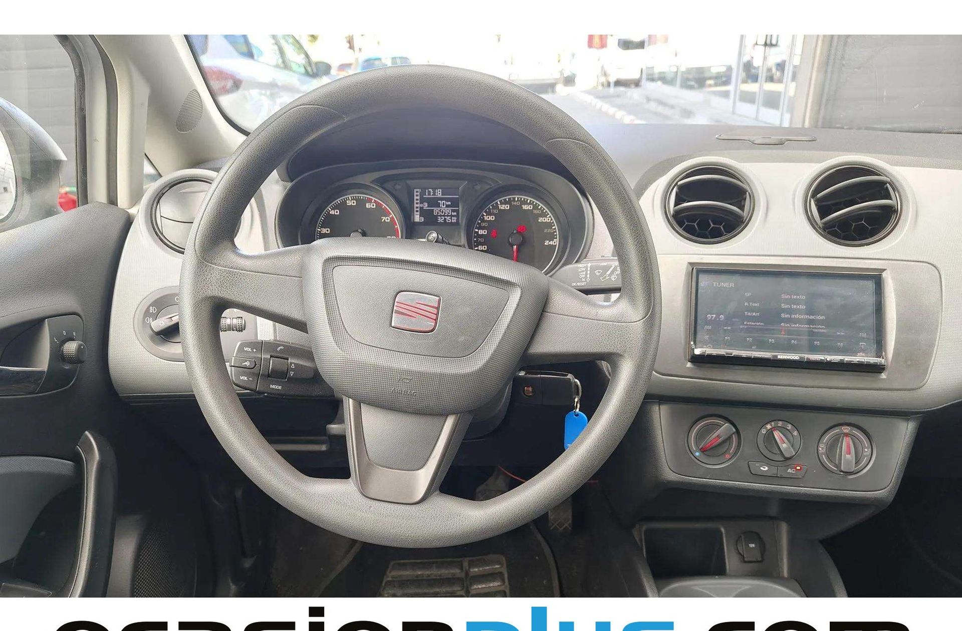 SEAT Ibiza SC 1.2 Reference - foto 20