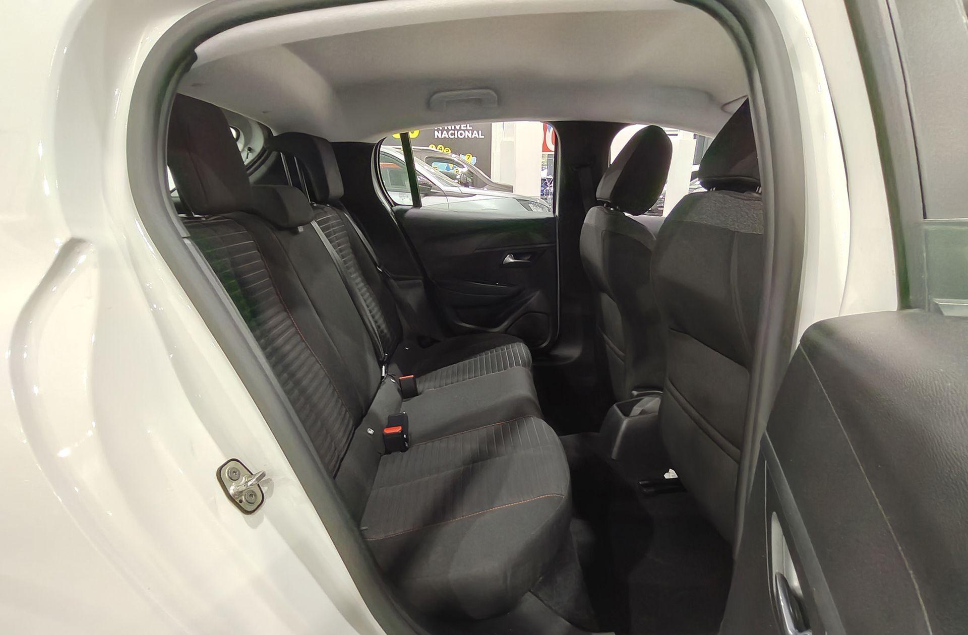 Peugeot 208 PureTech 100 Active Pack - foto 15
