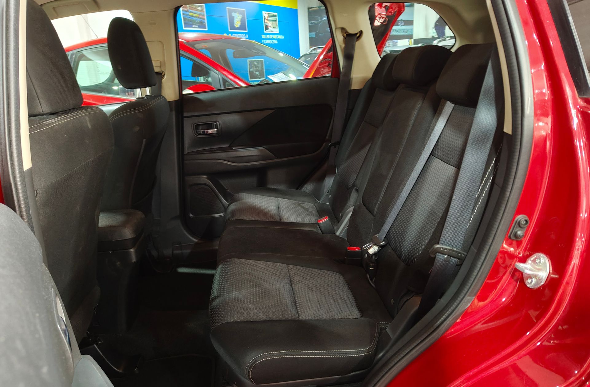 Mitsubishi Outlander 200 MPI Motion 2WD CVT - foto 12