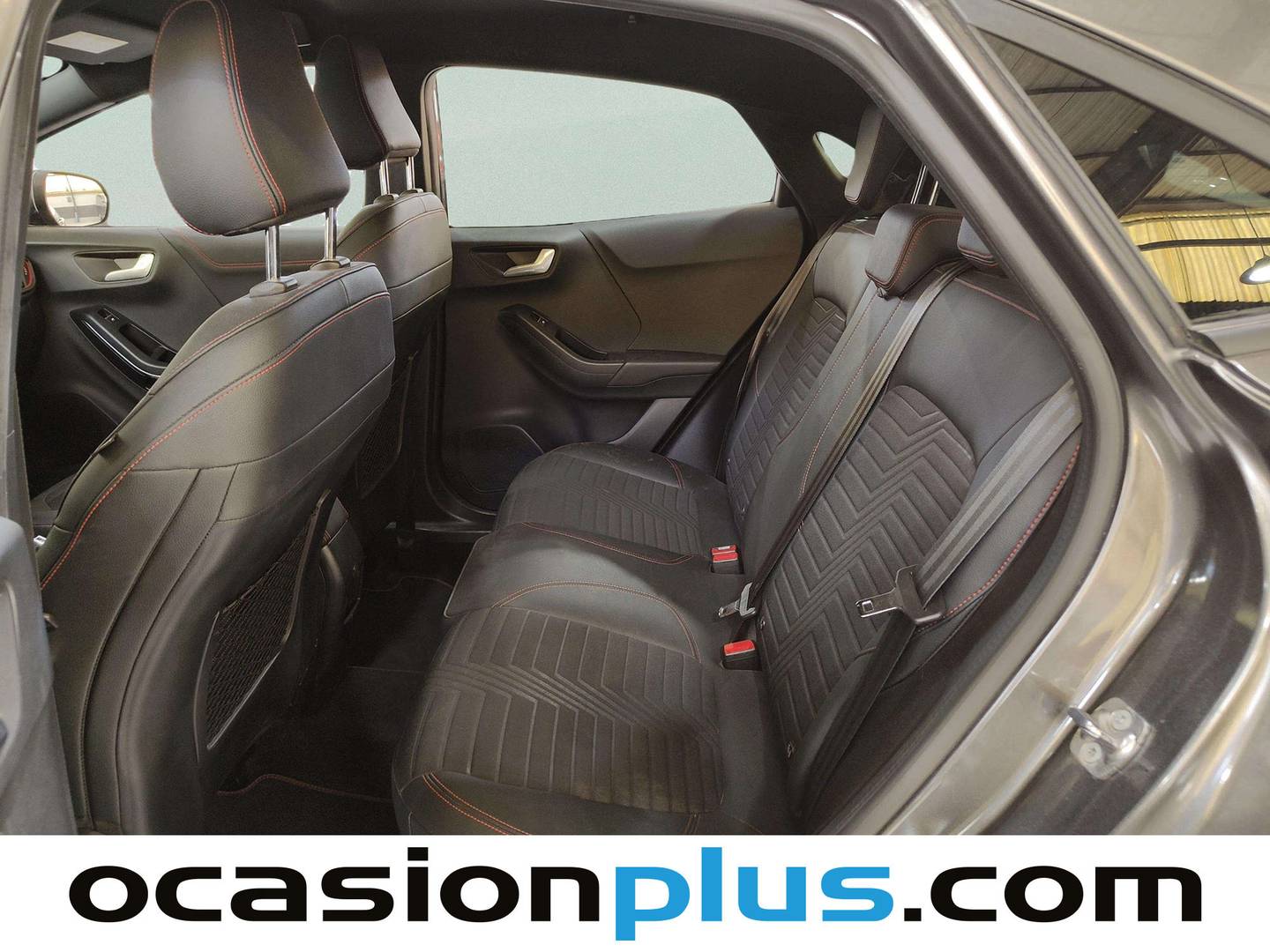 Foto asientos traseros Ford Puma Ford Puma 1.0 EcoBoost MHEV ST-Line X (125 CV)