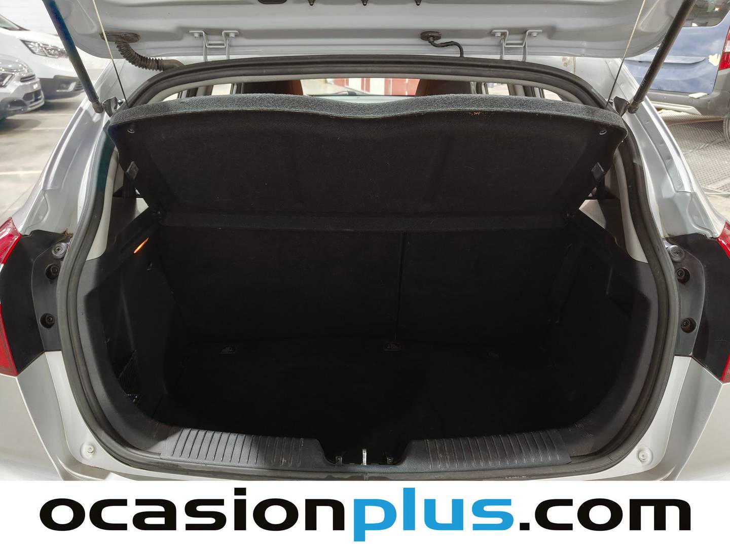 Fotos maletero KIA Rio Kia Rio 1.1 CRDi WGT Drive (75 CV)