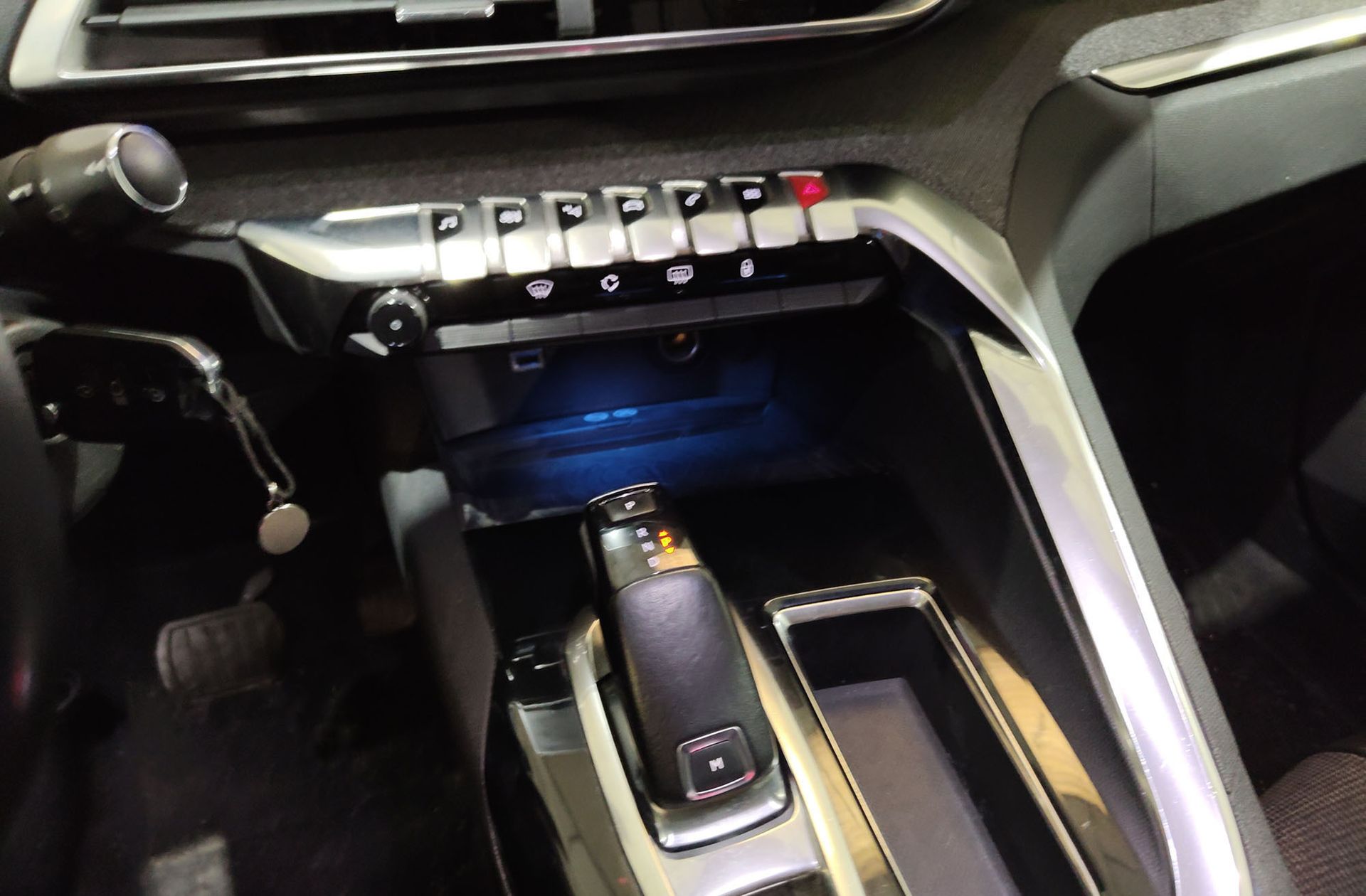 Peugeot 5008 BlueHDi 120 Allure EAT6 7 plazas - foto 5