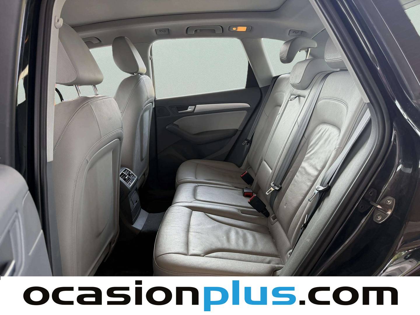 Foto asientos traseros Audi Q5 Audi Q5 Ambition plus 2.0 TDI quattro (177 CV) S tronic