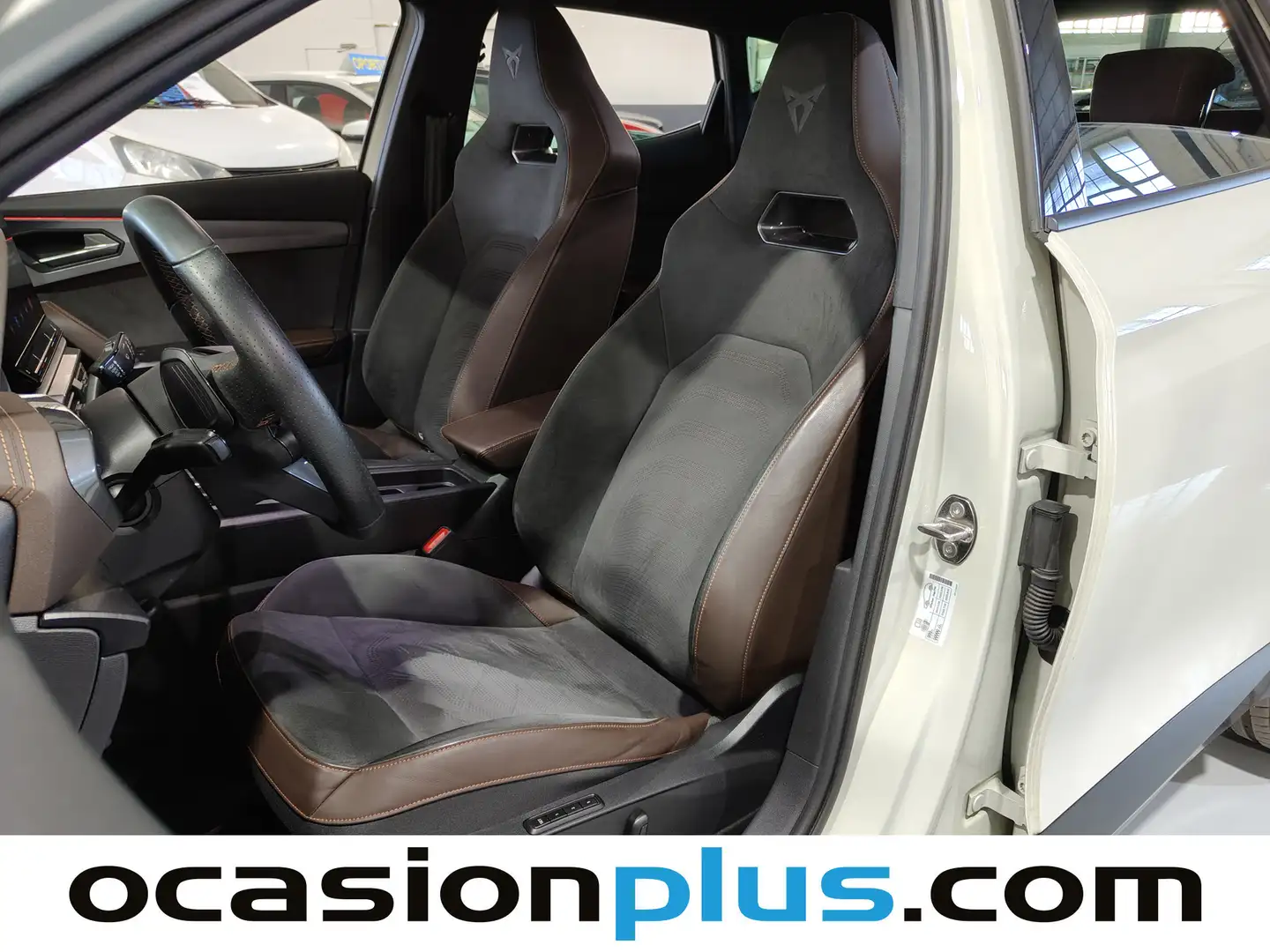 Foto Cupra Formentor CUPRA Formentor 2.5 TSI VZ5 Taiga Grey 4Drive DSG (390 CV)