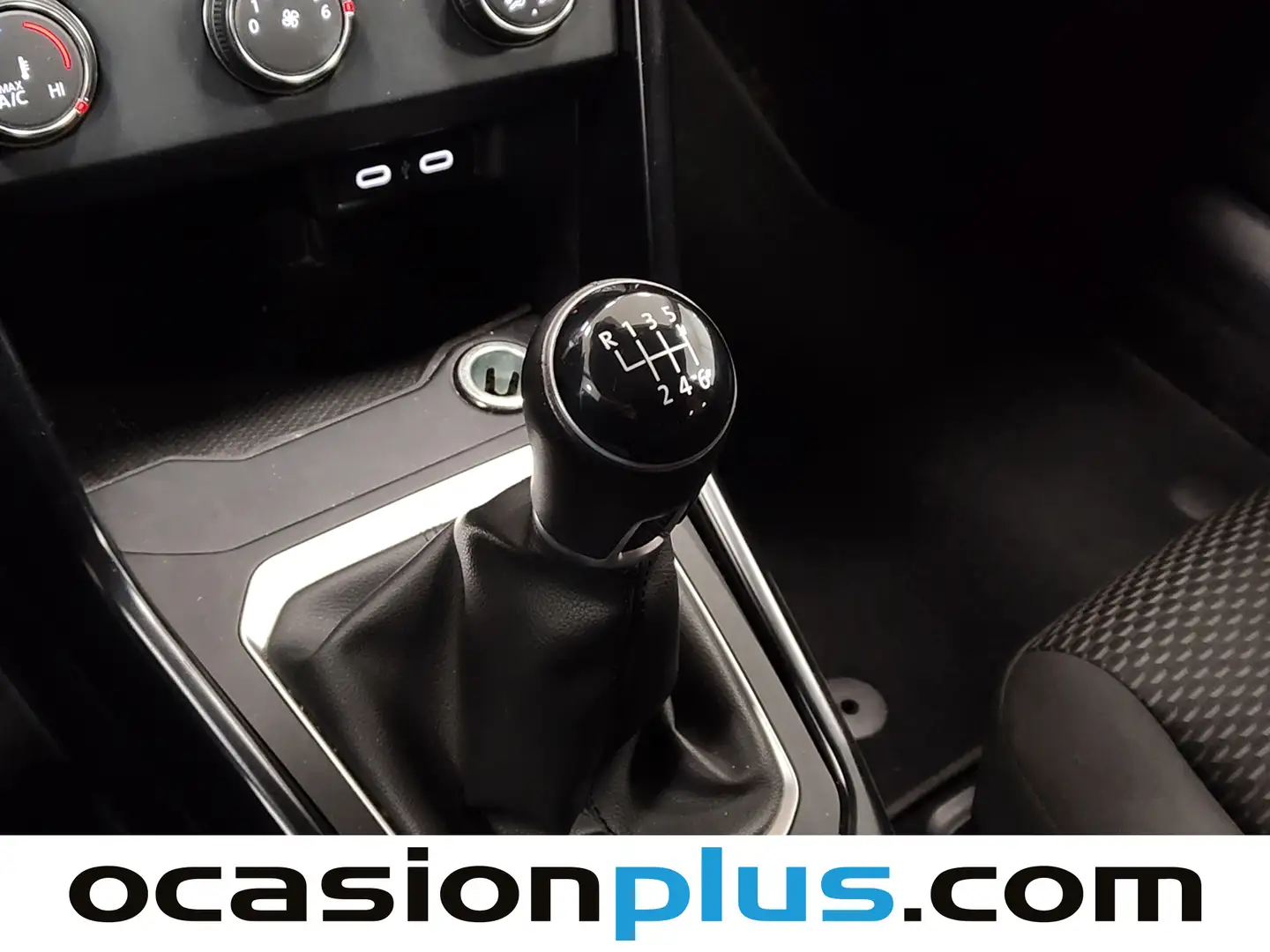 Foto Volkswagen T-Roc Volkswagen T-Roc Edition 1.0 TSI (110 CV)