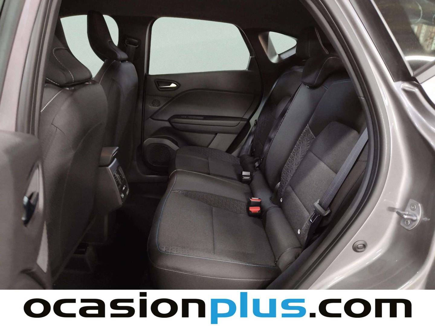 Foto asientos traseros Renault Captur Renault Captur Evolution E-Tech full hybrid (160 CV)