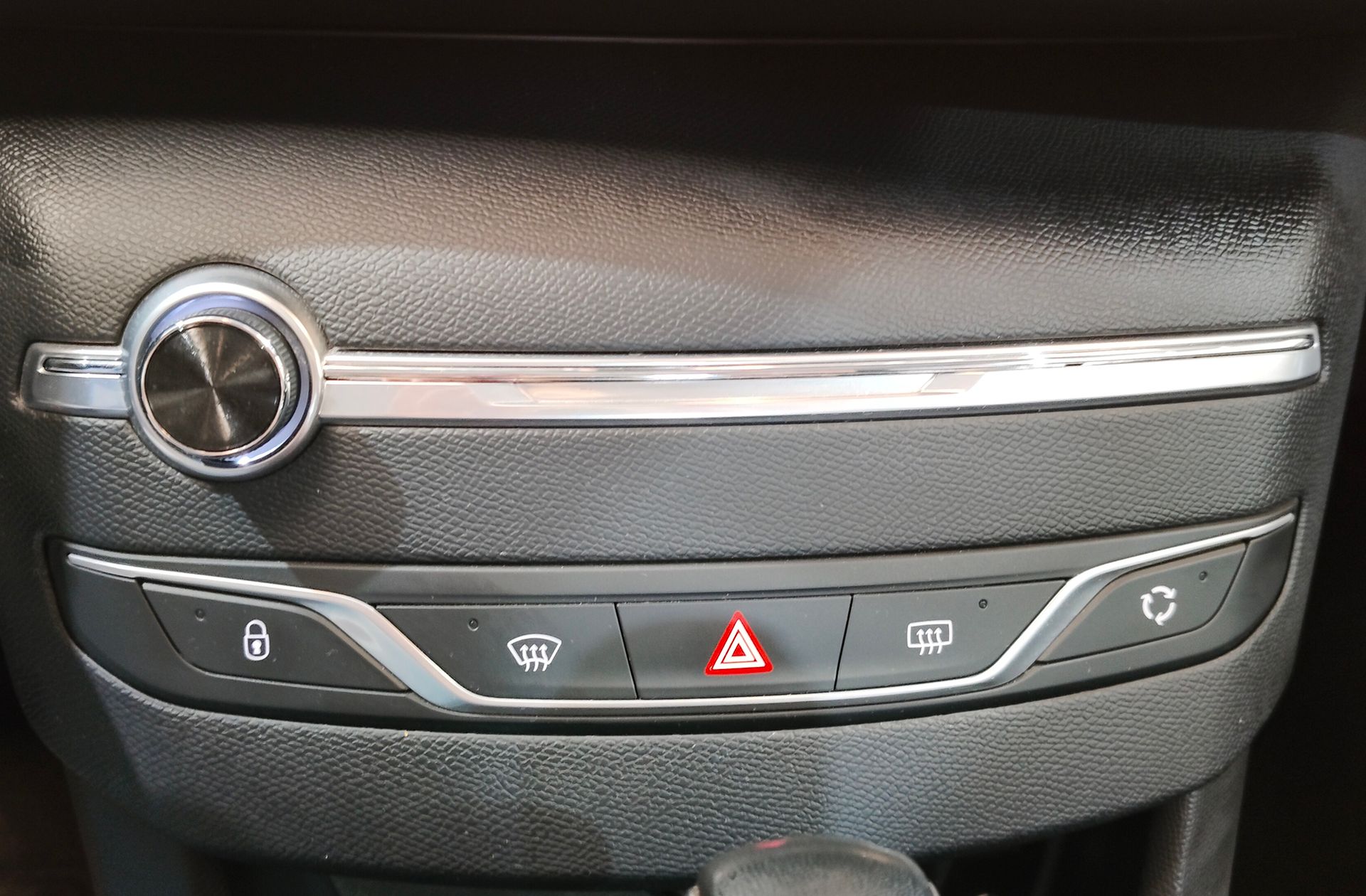 Peugeot 308 PureTech 130 Allure EAT6 - foto 33