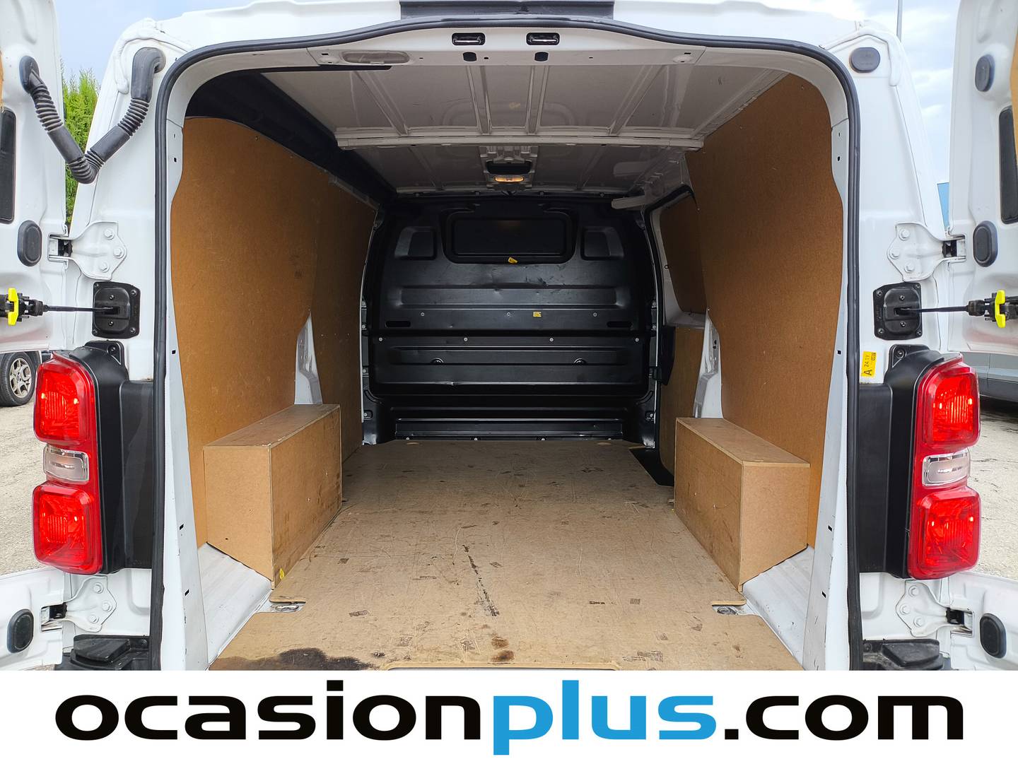 Foto asientos traseros Peugeot Expert Peugeot Expert Furgon BlueHDi 100 Premium Long (102 CV) 2 Plazas