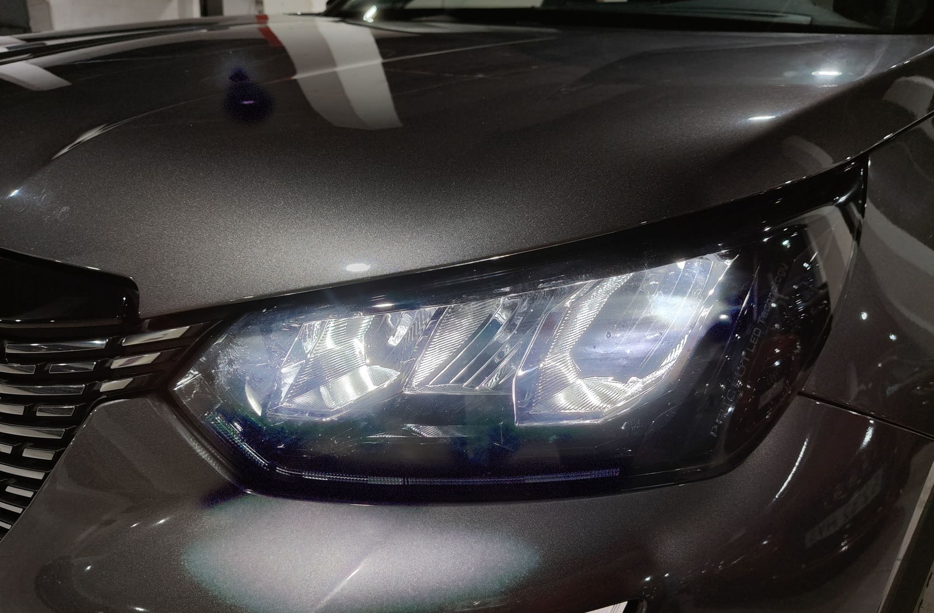 Peugeot 2008 PureTech 100 Allure - foto 14