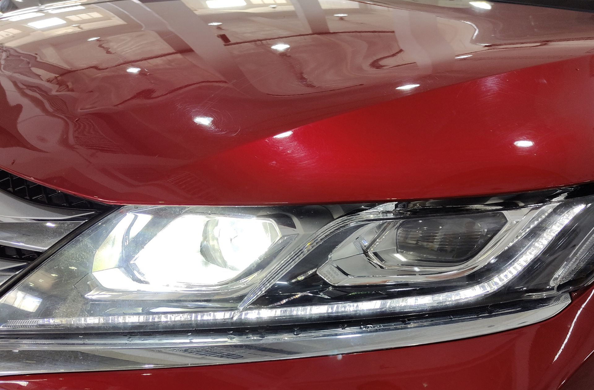 Mitsubishi Eclipse Cross 150T Kaiteki 4WD CVT - foto 14