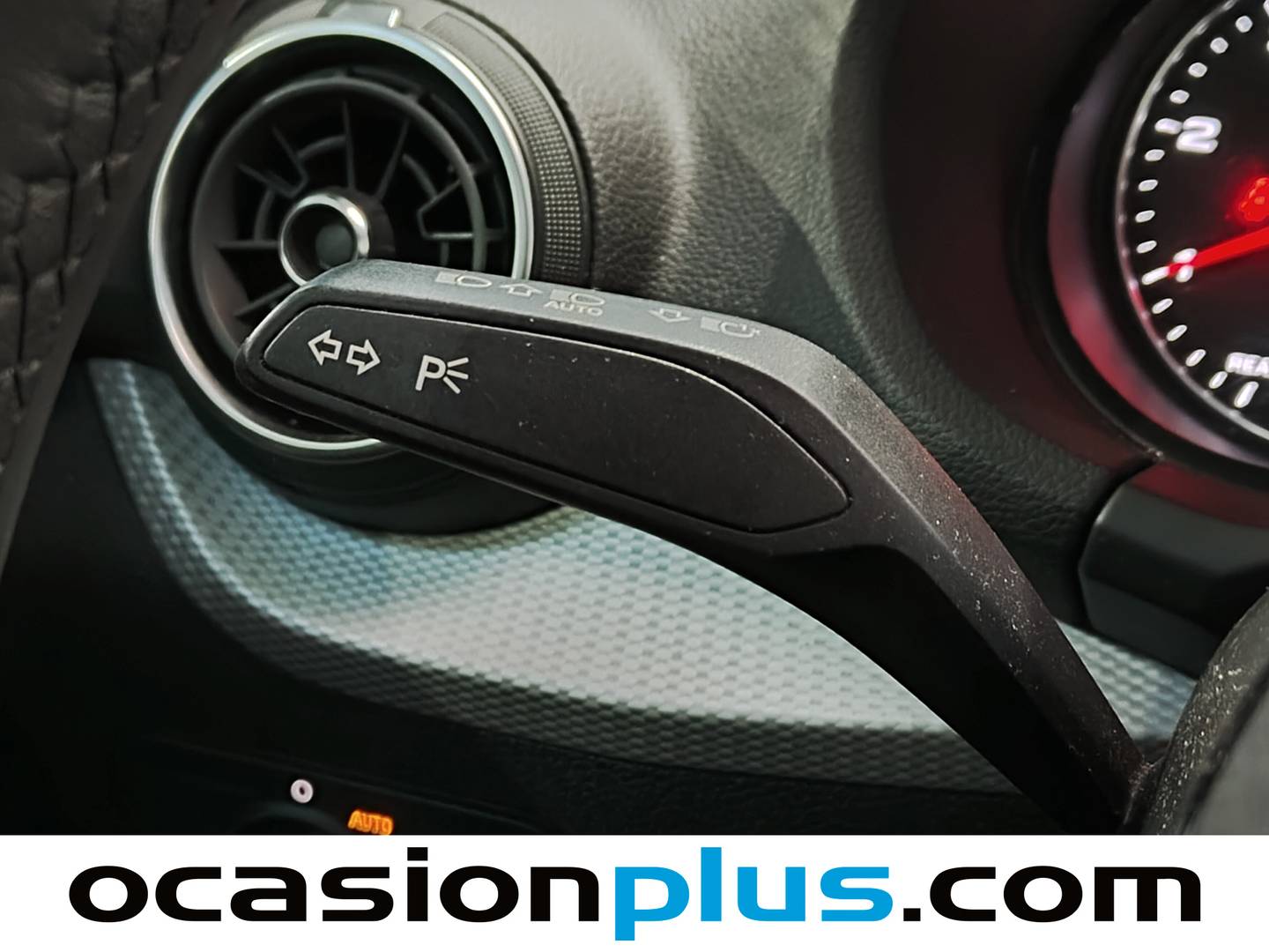 Foto Audi Q2 Audi Q2 Advanced 30 TDI (116 CV)