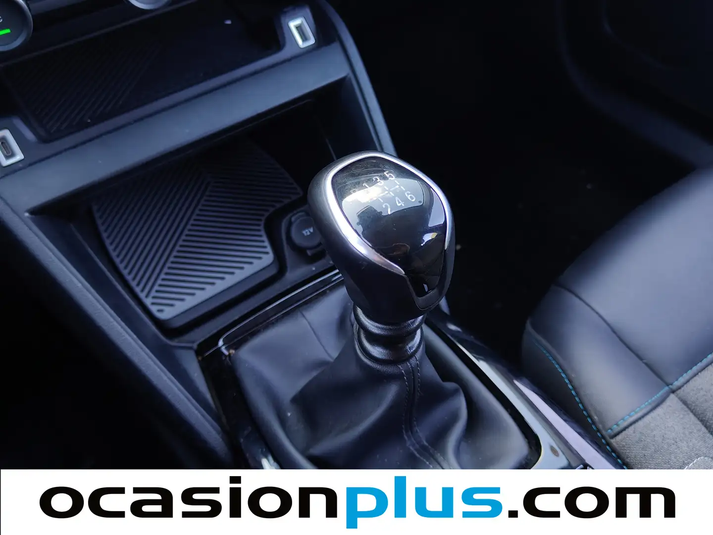 Foto Citroën C4 Citroen C4 PureTech 130 S&S 6v Feel Pack (130 CV)