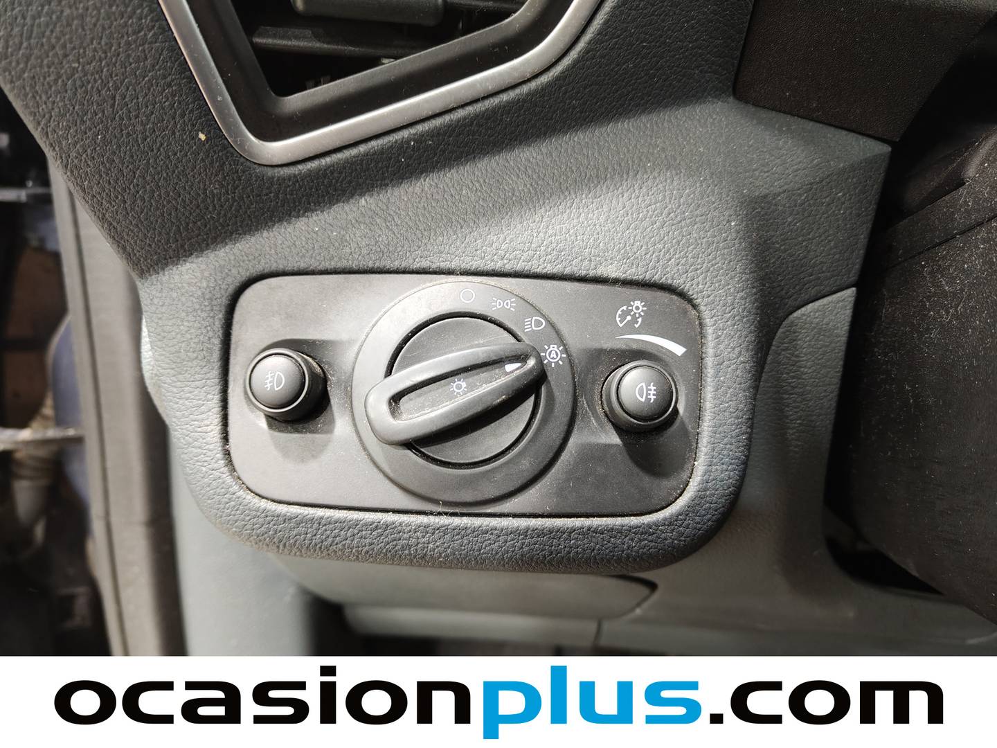 Foto Ford C-Max Ford C-Max 1.0 EcoBoost S&S Titanium (125 CV)