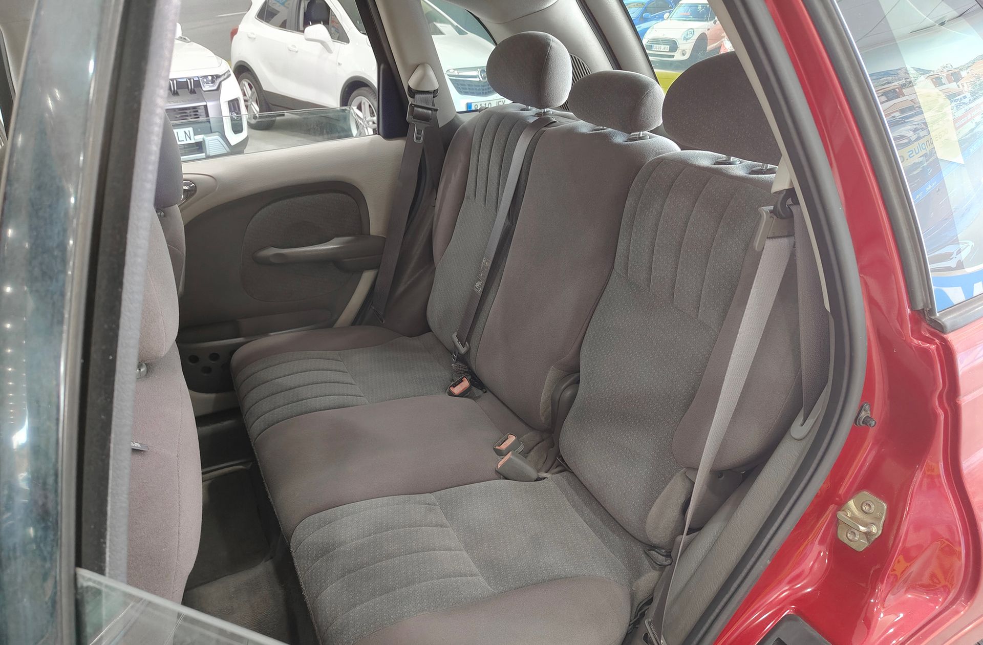 Chrysler PT Cruiser 2.4 Touring - foto 9