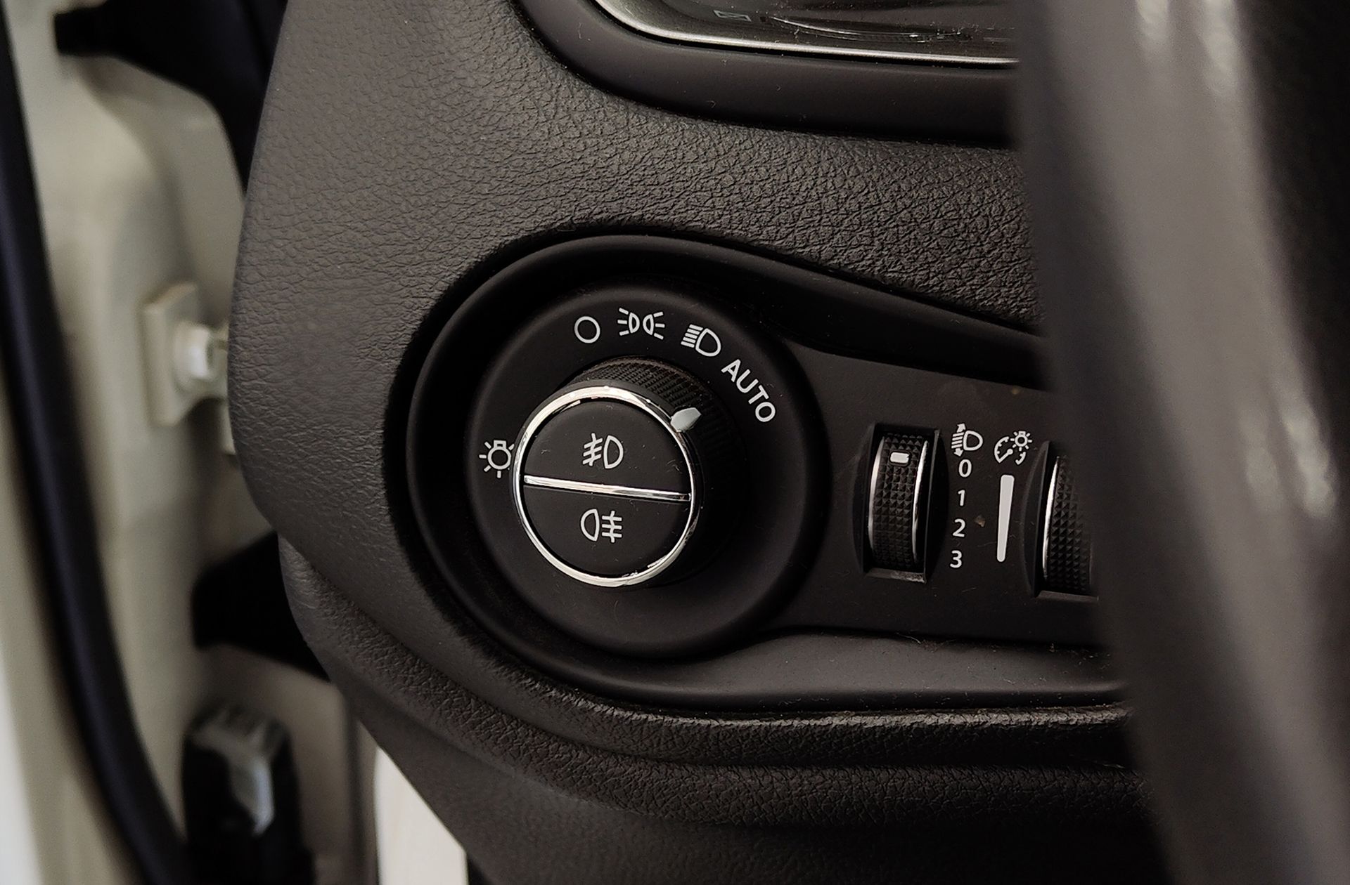 Jeep Renegade 1.0G Limited 4x2 - foto 8