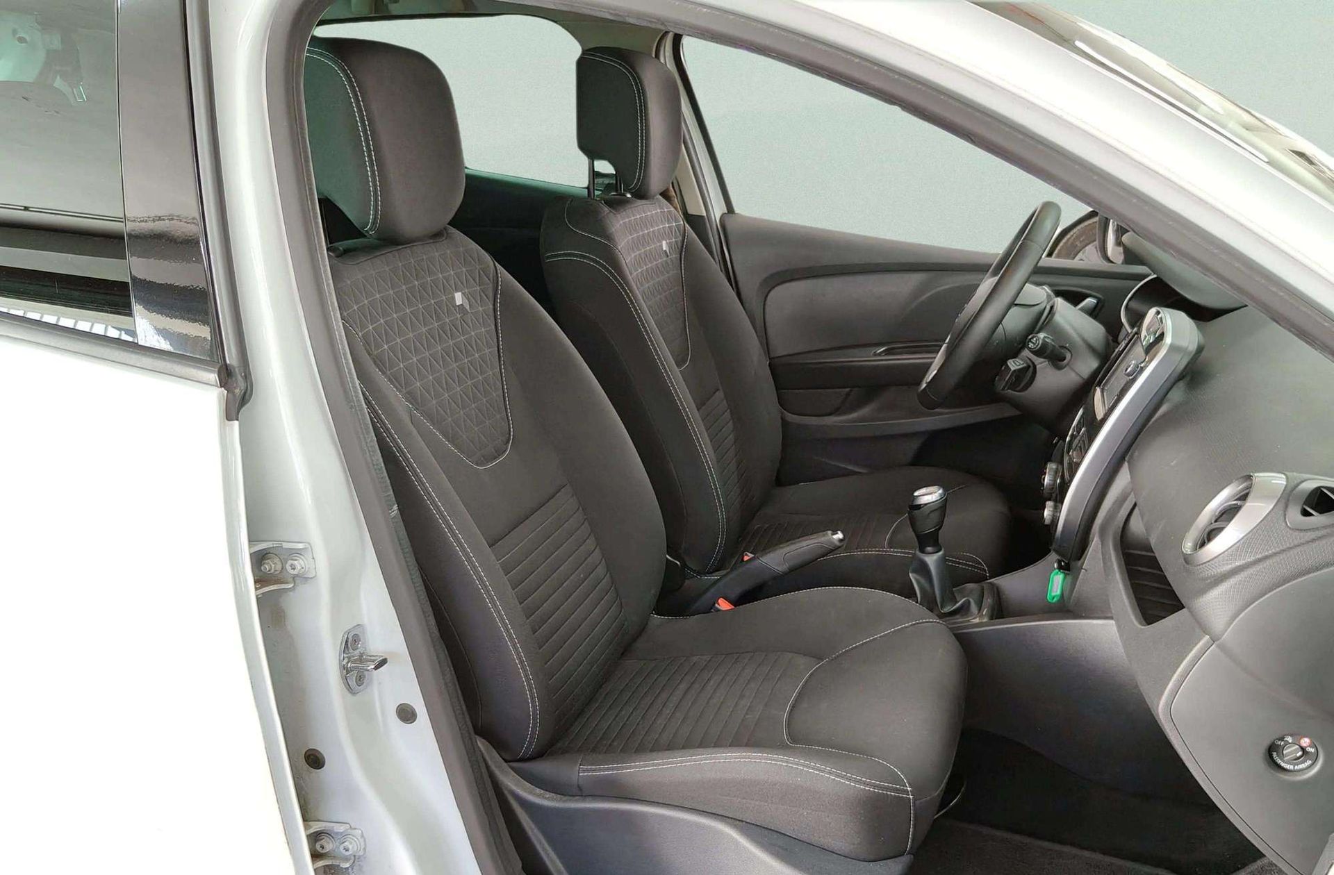 Renault Clio Limited Energy TCe - foto 18