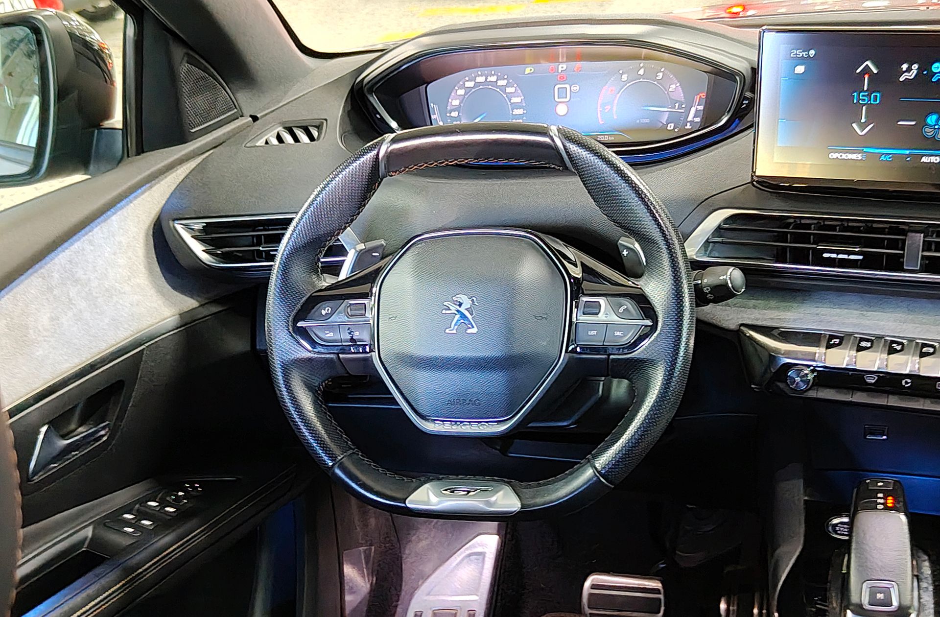 Peugeot 5008 PureTech 180 GT EAT8 - foto 32