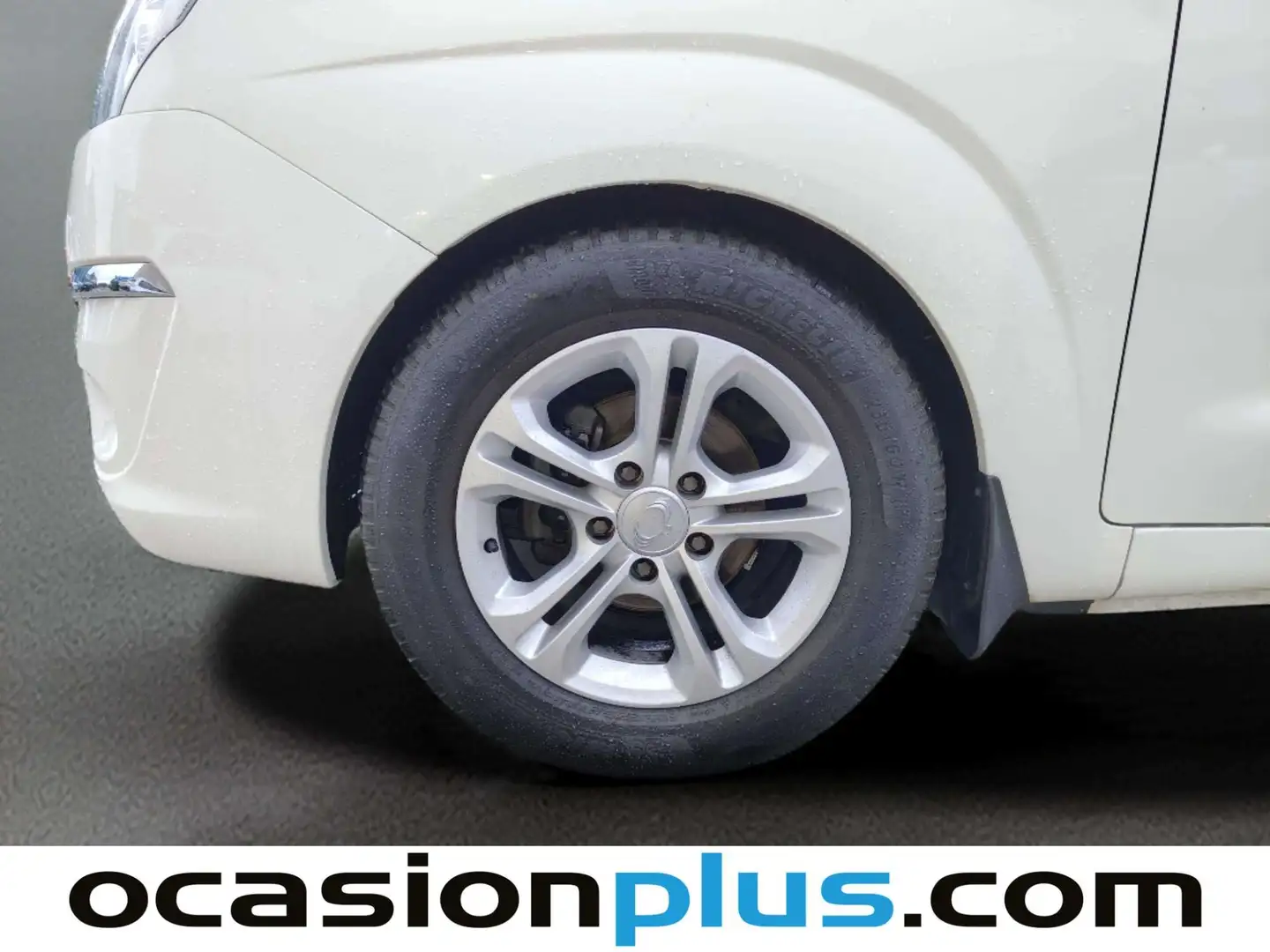 Foto SsangYong Rodius Ssangyong Rodius D22T Limited Auto (178 CV) 7 plazas