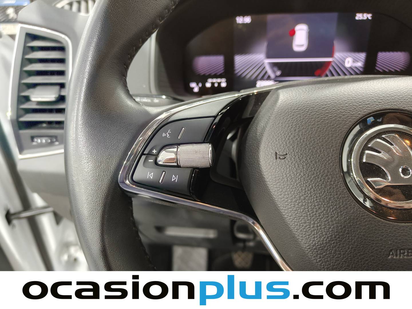 Foto Skoda Karoq Skoda Karoq 2.0 TDI Selection (115 CV)