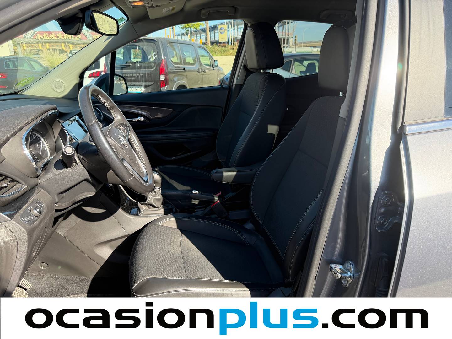 Foto asientos delanteros Opel Mokka X Opel Mokka X 1.6 CDTi 4X2 S&S Color Edition (136 CV)