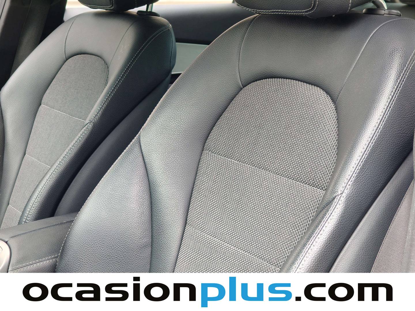 Extras y acabados del Mercedes Clase C Mercedes Clase C 220 BlueTEC Sportive (170 CV)