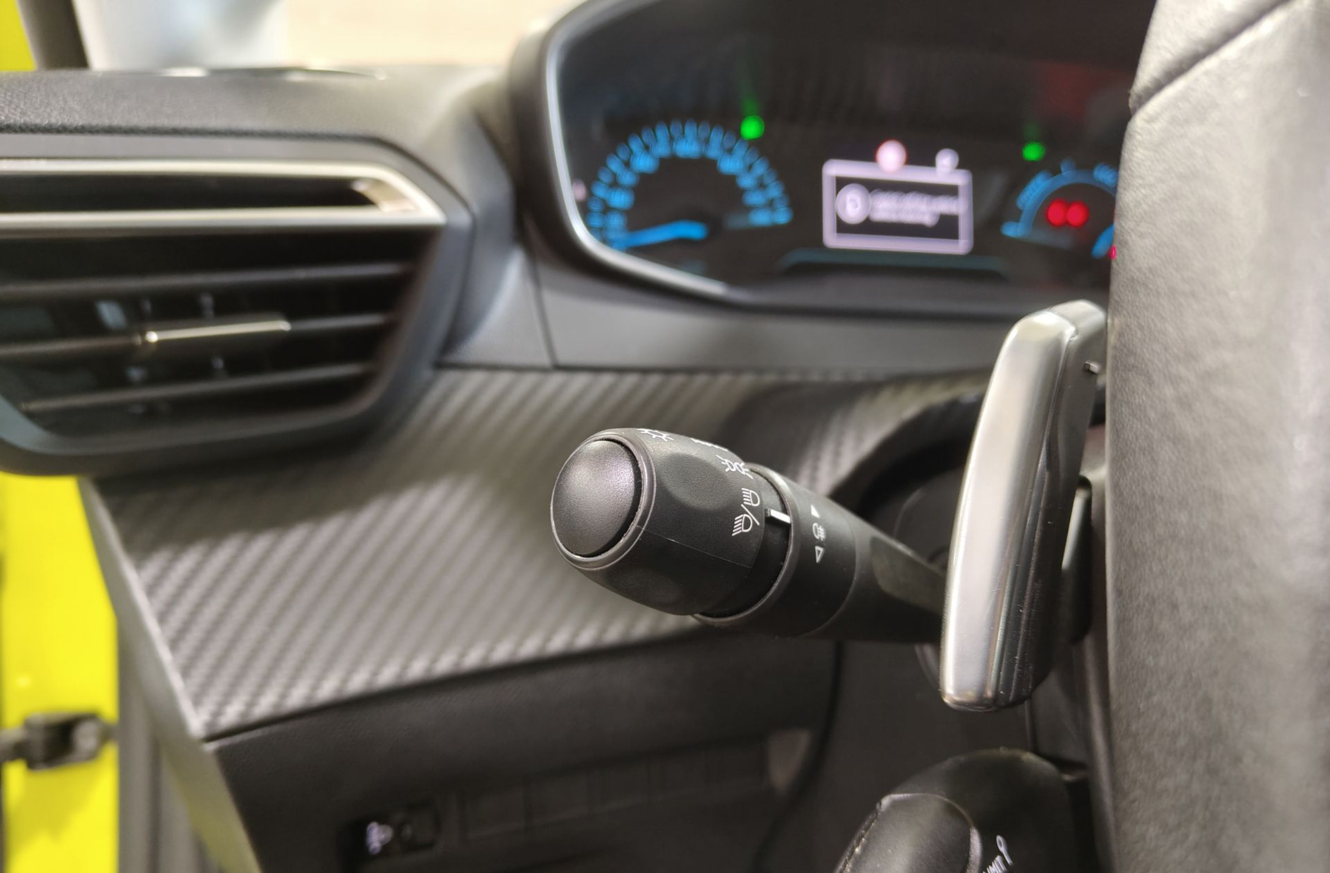 Peugeot 208 Style Hybrid 110 eDCS6 - foto 21