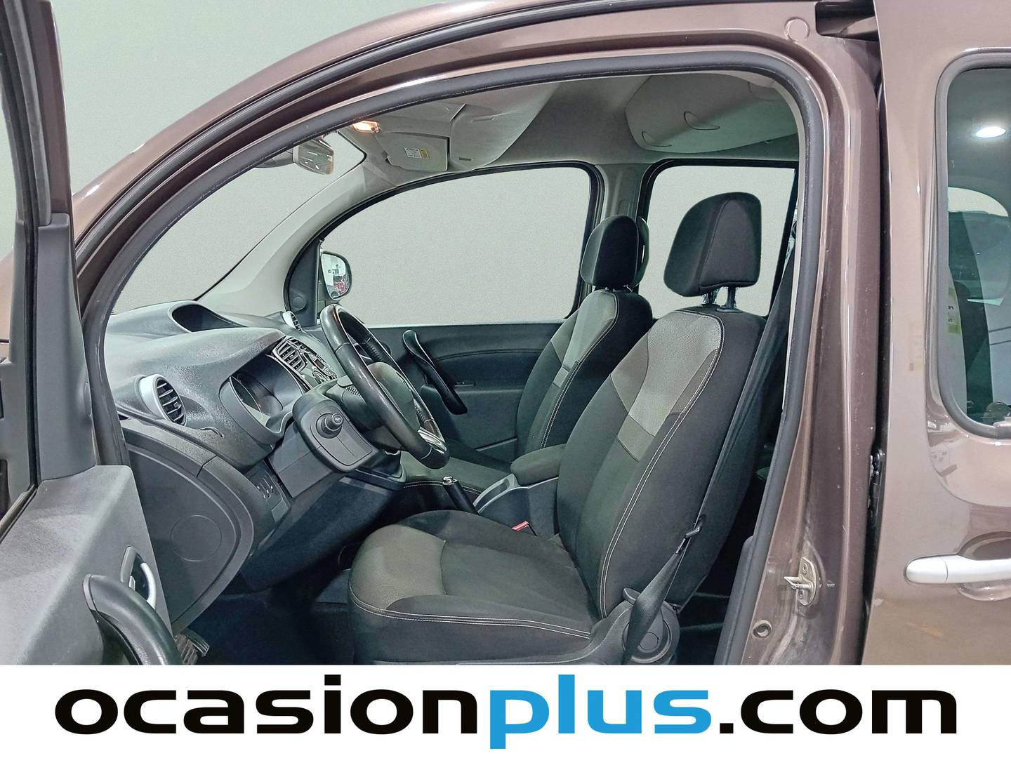 Foto asientos delanteros Renault Kangoo Combi Renault Kangoo Combi Combi N. Extrem M1-AF SE Energy dCi (110 CV)