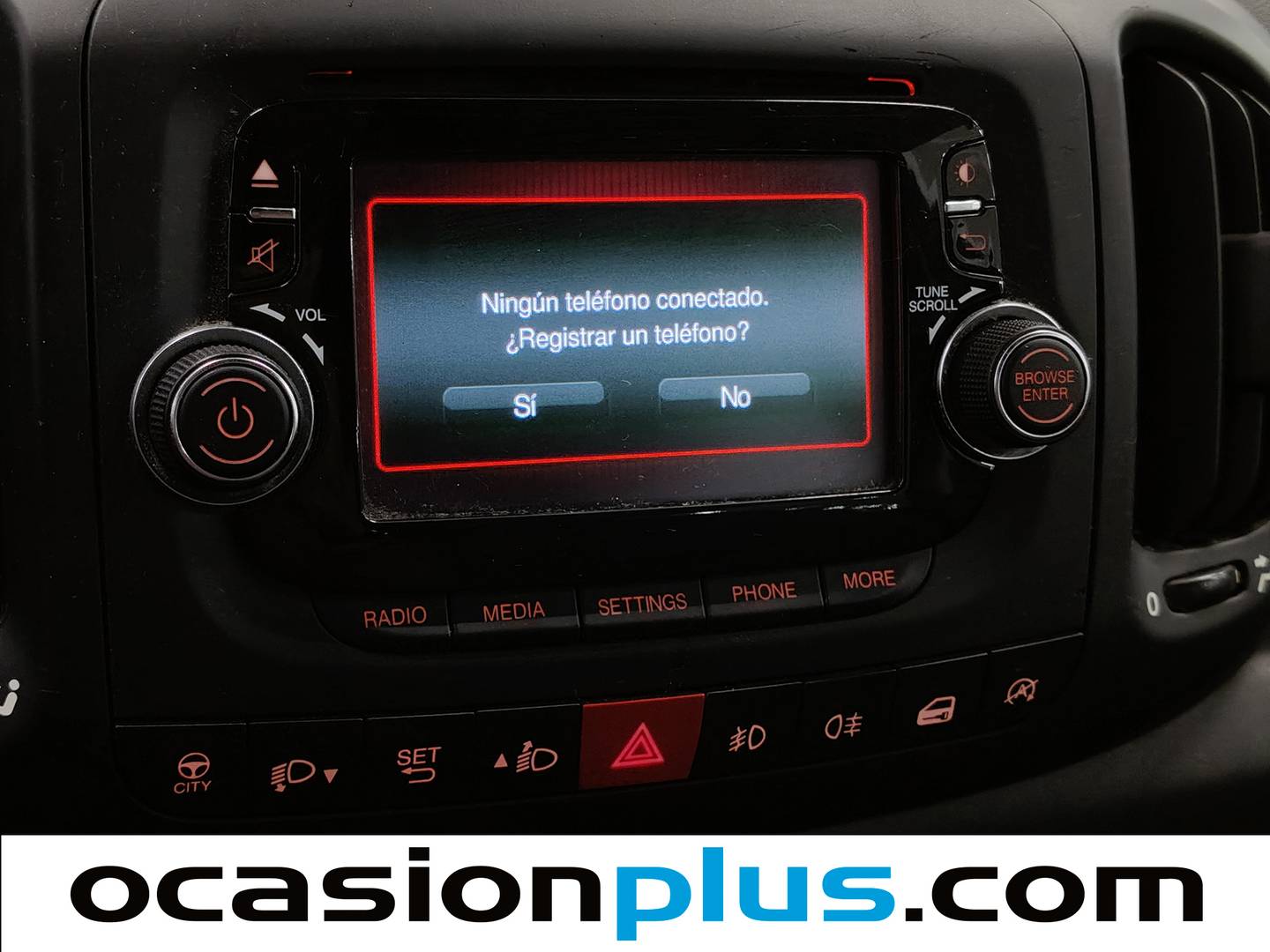 Extras y acabados del Fiat 500L Fiat 500L 1.3 MultiJet II S&S Living Lounge (85 CV) (7 plazas)
