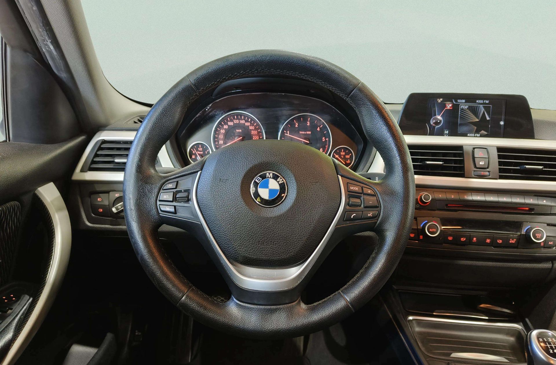 BMW Serie 3 318d - foto 25