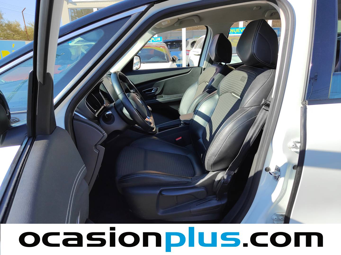 Foto Renault Grand Scénic Renault Grand Scenic Zen TCe (140 CV) GPF 7 Plazas