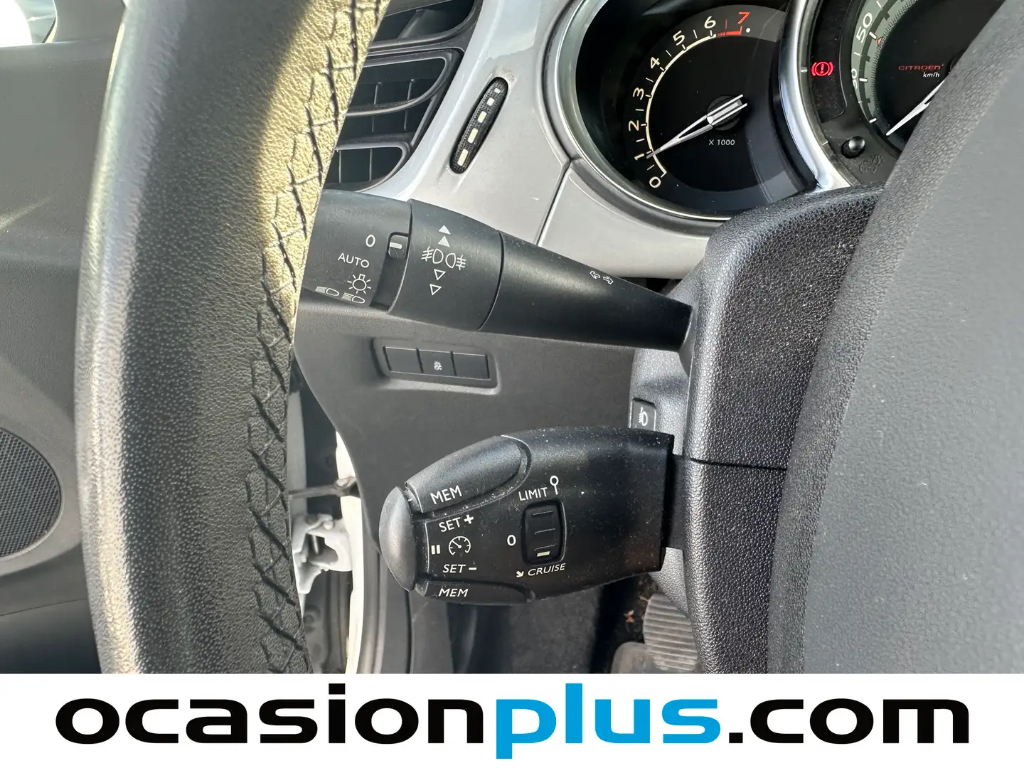 Foto DS DS 3 DS DS3 Crossback PureTech 82 Design (82 CV)