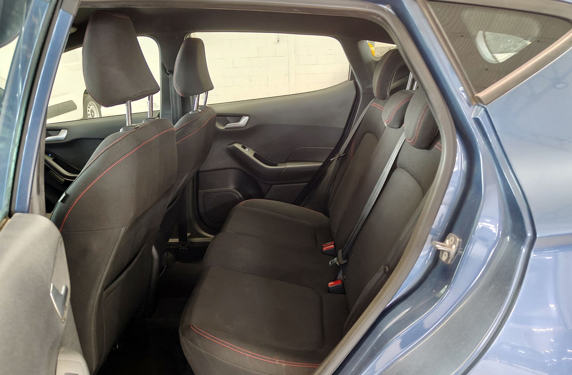 Ford Fiesta 1.0 EcoBoost MHEV ST-Line - foto 11