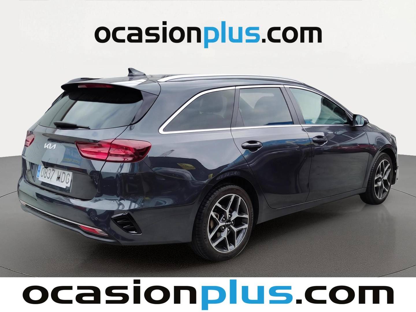 Foto trasera KIA Ceed Tourer KIA Ceed Tourer 1.0 T-GDi Tech (120 CV) derecha