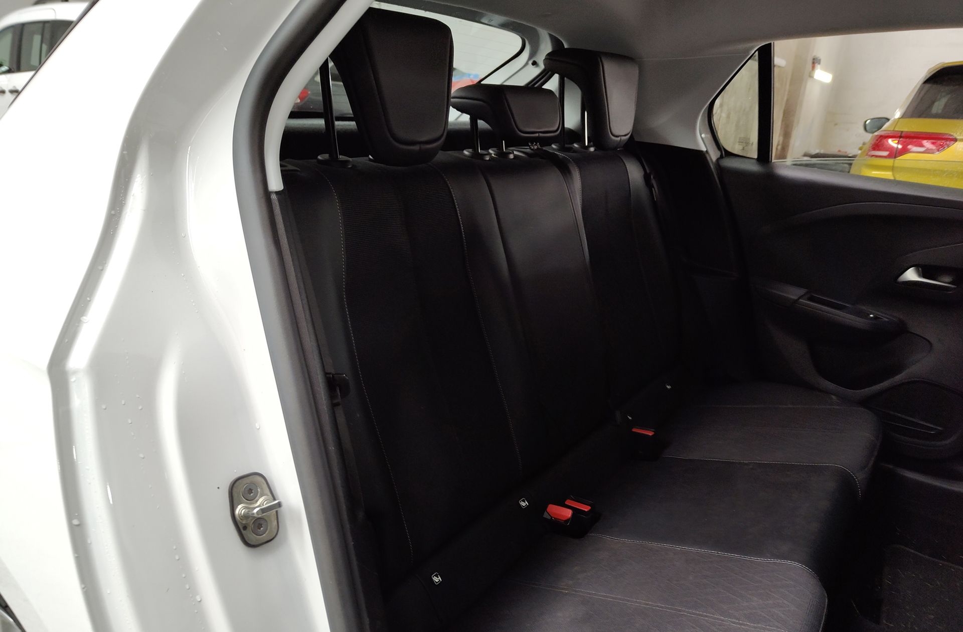 Opel Corsa 1.2 Turbo XHL Elegance - foto 17
